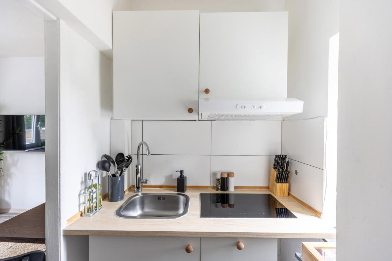 Ferienwohnung Perfekt Fuer 2! Wifi/ Netflix Duisburg Exterior foto